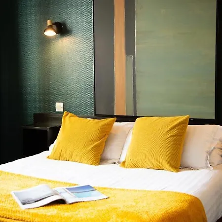 Des Pins 3* Жуллувиль-ле-Пен