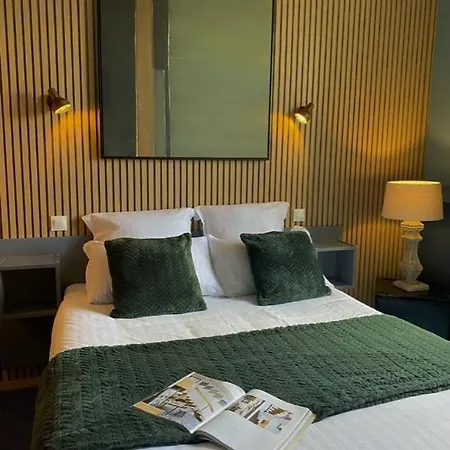 Hotel Des Pins