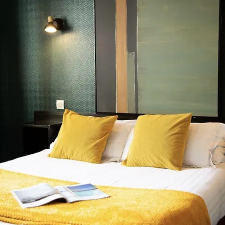 Des Pins Отель Жуллувиль-ле-Пен