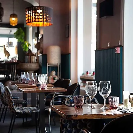Des Pins Hotel Jullouville-les-Pins
