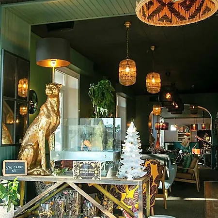 Hotel Des Pins 3*
